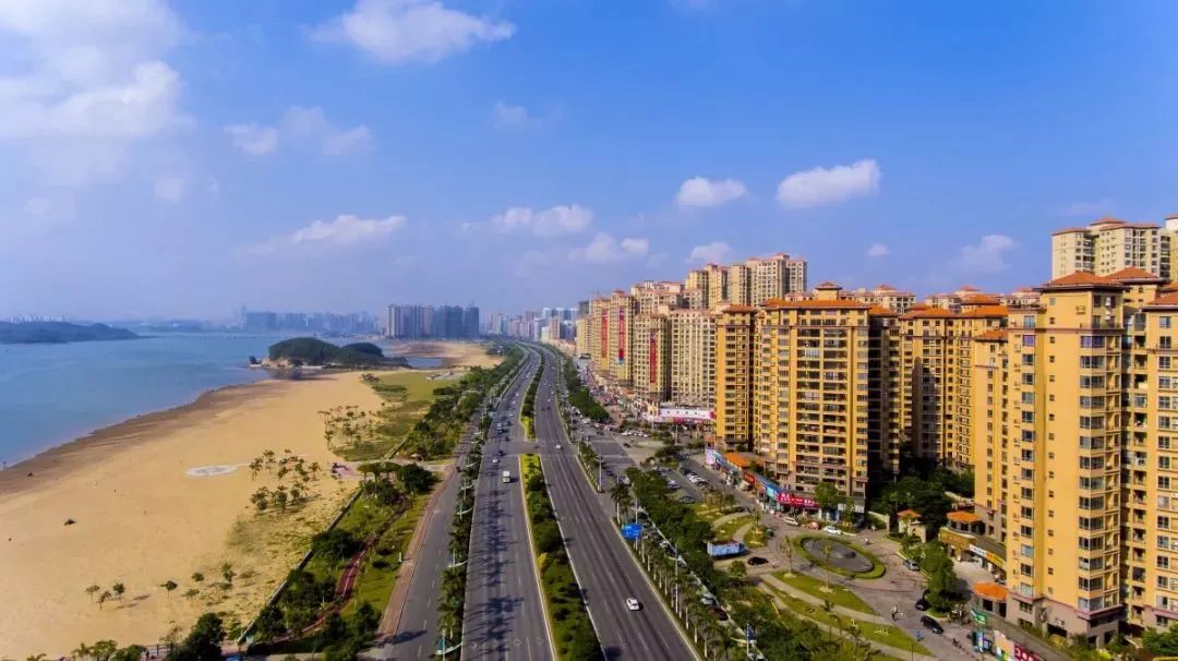 阳光国际城，城市璀璨缩影与生态宜居愿景之美景图